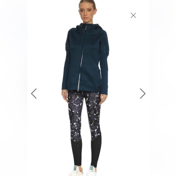 💥⭐️❤️HOST PICK❤️⭐️💥 Stella McCartney x Adidas camo print/mesh leggings - Picture 2 of 12